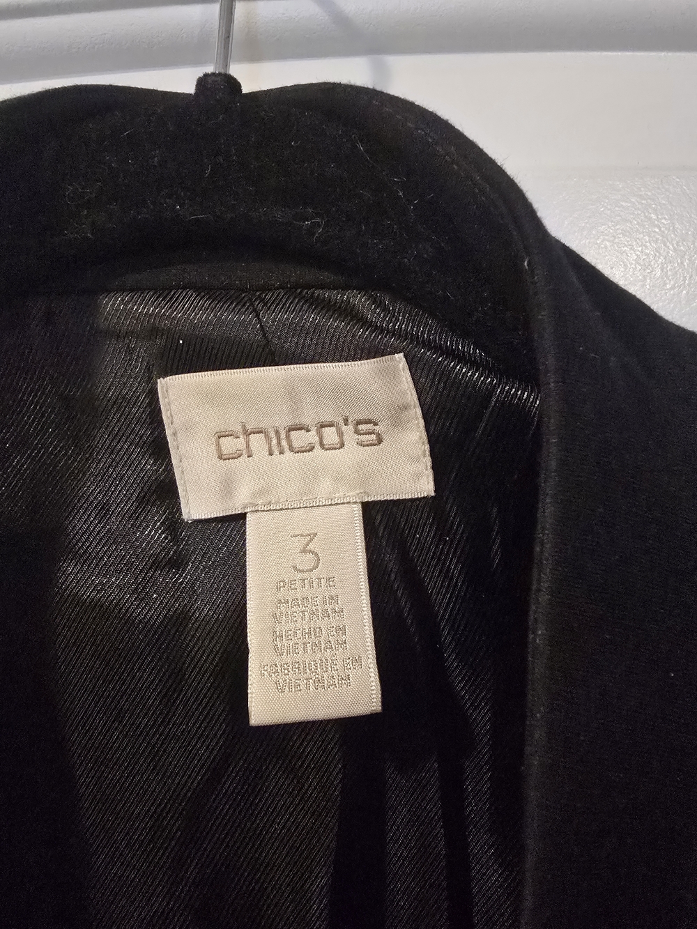 Chico's Black Embroidered Sleeve Open-Front Blazer SZ 3 Petite XLP - Picture 4 of 9